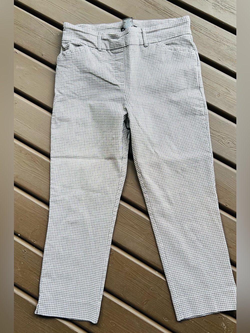 HIllary Radley - Capri - Stretch - Size 8